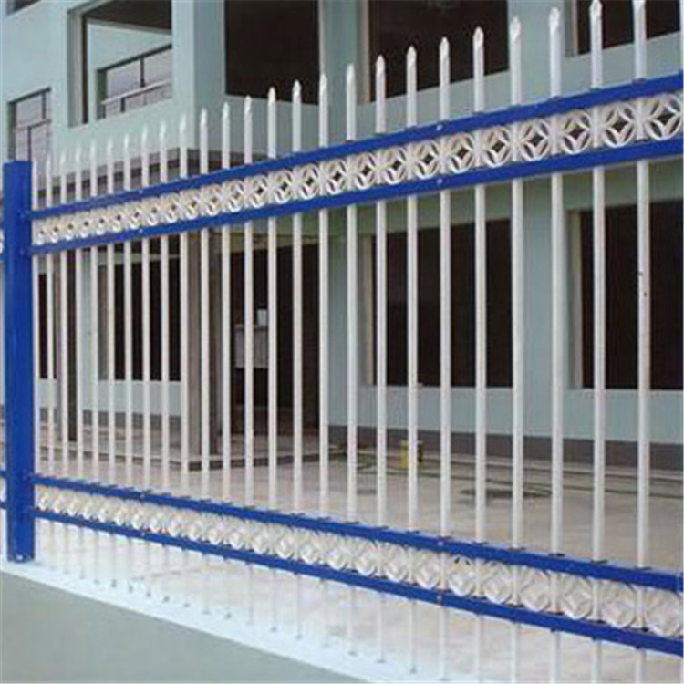 鋅鋼護(hù)欄案例展示圖片4 鋅鋼護(hù)欄案例展示圖片4