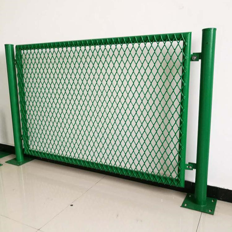 橋梁防拋網(wǎng)案例展示圖片1 橋梁防拋網(wǎng)案例展示圖片1